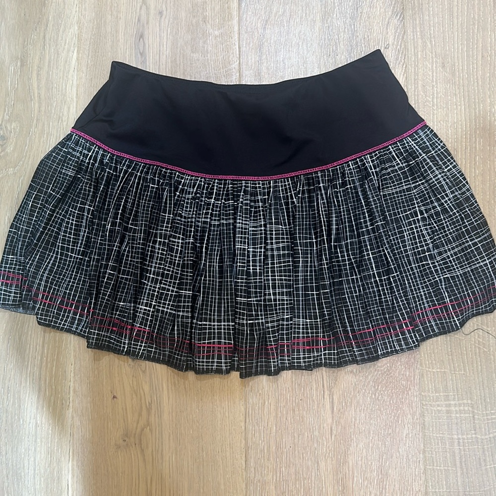 LUCKY IN LOVE TENNIS SKIRT